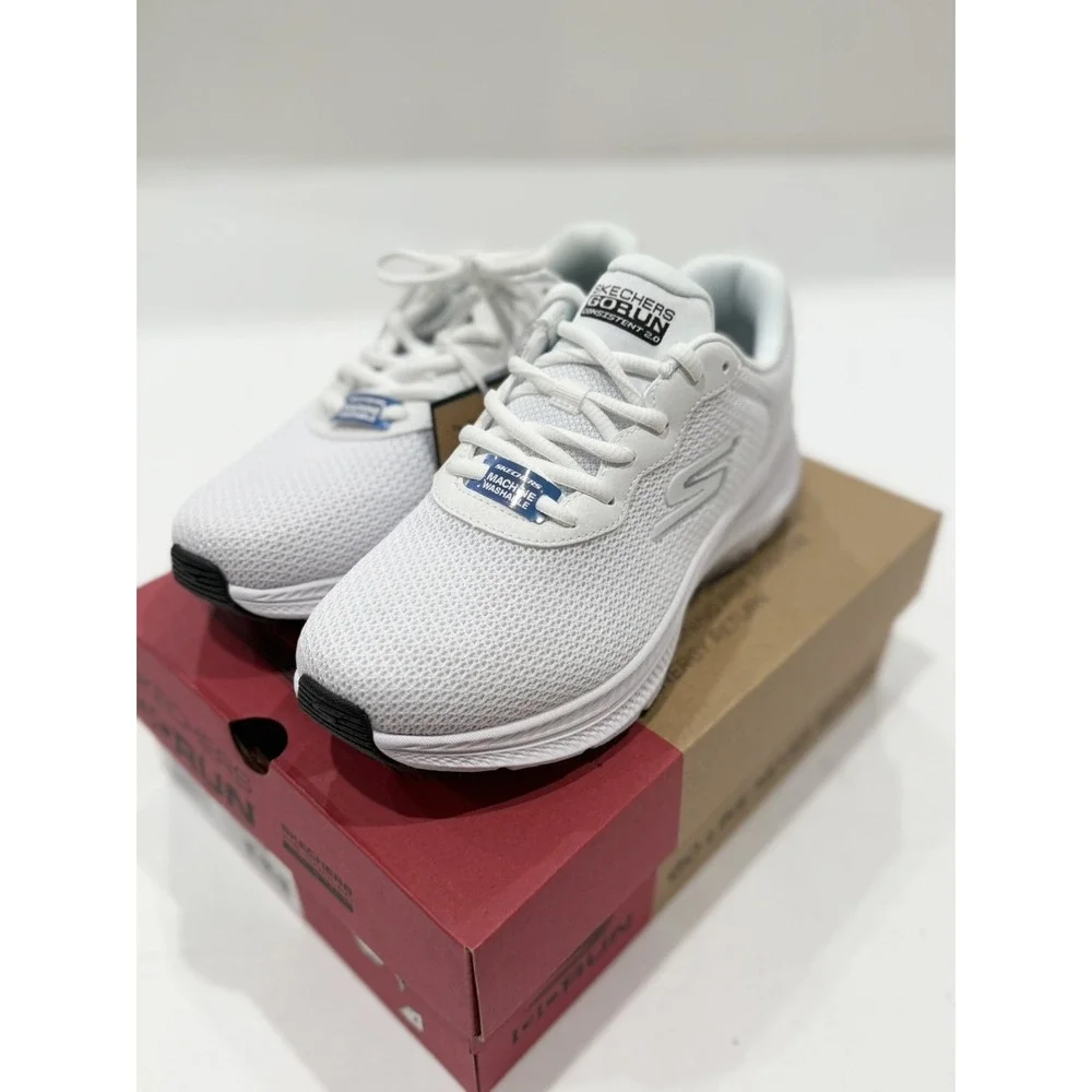 Woman's Sneakers & Athletic Shoes 6.5 SKECHERS Go Run Consistent 2.0 white prepp